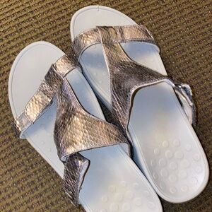 Vionic Ellie Metallic Snake Sandal